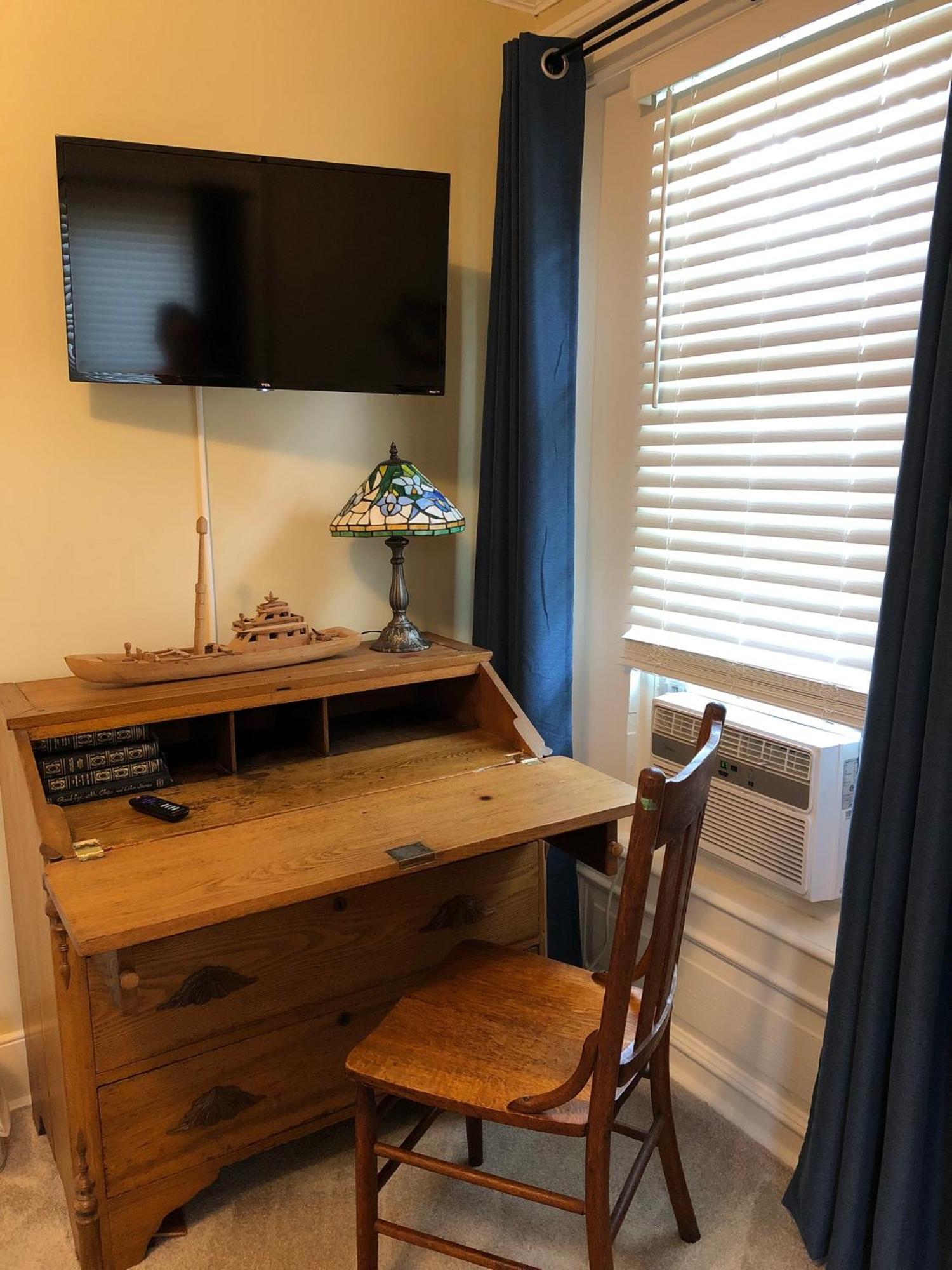 The Vine Bed & Breakfast, Llc Dundee Eksteriør billede